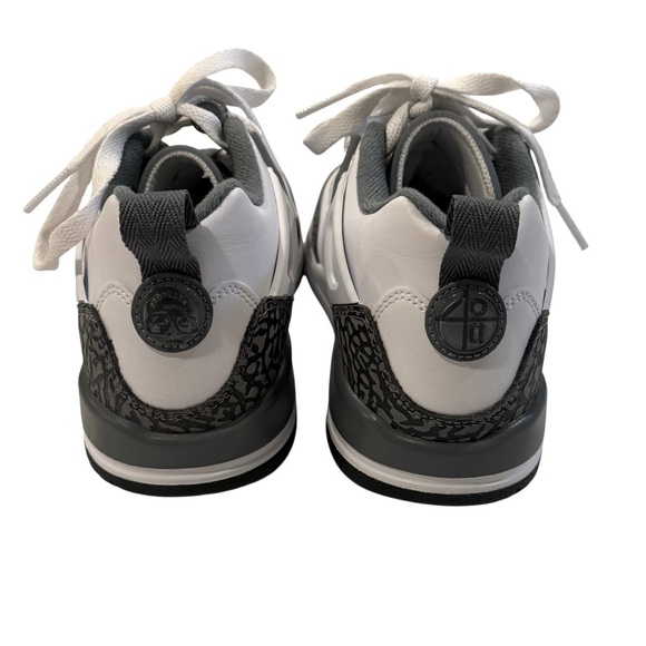 JORDEN’S Brand New White and Gray Nike Kids Sneakers- Size 4.5 Boys - Picture 7 of 9